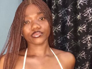 hot strip tease web cam LunaVerona