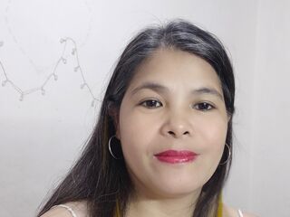 cam girl fingering LynMoss