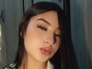 live cam show MadelynFabbro