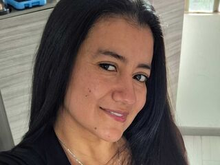 chatroom webcam picture MariaThomp