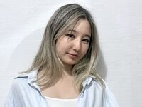 nude camgirl picture MarilynnHubler