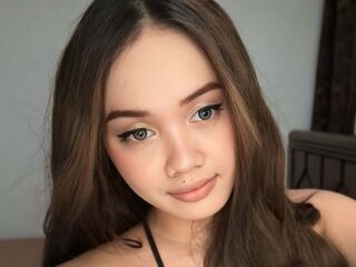 fingering webcamgirl MaxCiana
