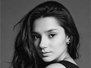 free adult cam MaybelleMenjes