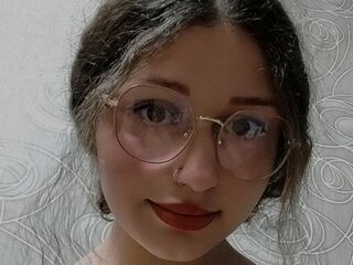 webcam babe chat room MegganKerney