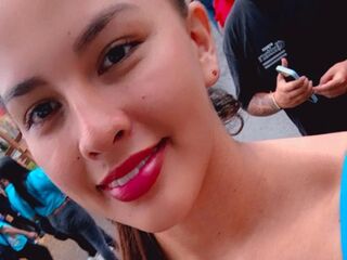 naked cam chatroom MiaRosele