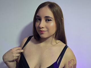 girl chatroom MiahCouper