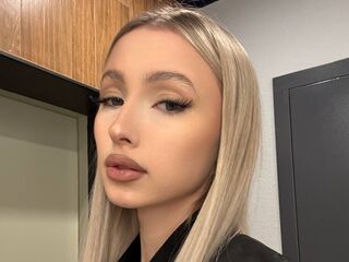 camslut fingering wet pussy MyongDegado