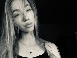 hot cam show NikkiTenerovich