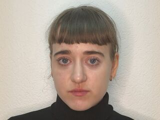 camslut topless QianaWhiston