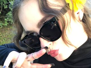 masturbating cam girl QuinnTagaca