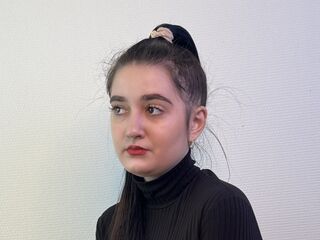 shaved pussy webcam RayRieu