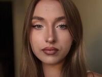 naughty cam girl masturbating with dildo RoseleeMales