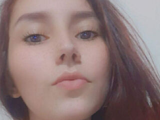 naked cam girl masturbating with sextoy SamanthaHottie