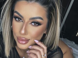 beautiful cam girl SinnaRay