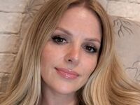 naked cam girl masturbating with vibrator SvitlanaBarash