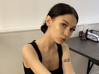 naked cam chatroom TaliaHicks