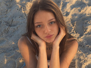 beautiful camgirl TannaThurber