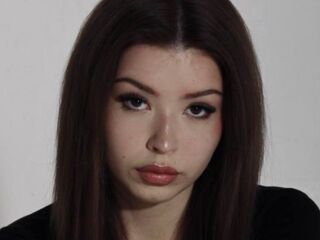 topless camgirl TheresiaPolitz