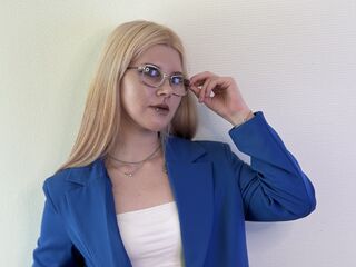 sexy webcamgirl TommieMalkani