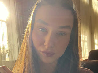 cam slut chat TristaCarmody