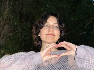 camslut topless TulaStaines