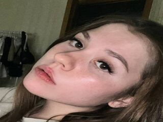 camwhore fingering pussy UshaNakama