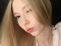 hot cam whore WavaSkeldon