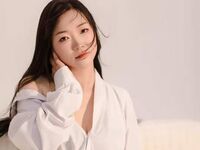 teaser chat XuanJuan
