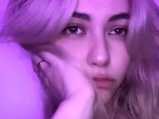 shower live cam YukiVelvet